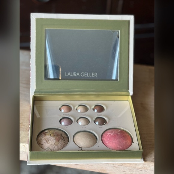 🎉HOST PICK🎉 LAURA GELLER TUSCAN DREAMS LIMITED EDITION Best of the Best Palette - Picture 7 of 16